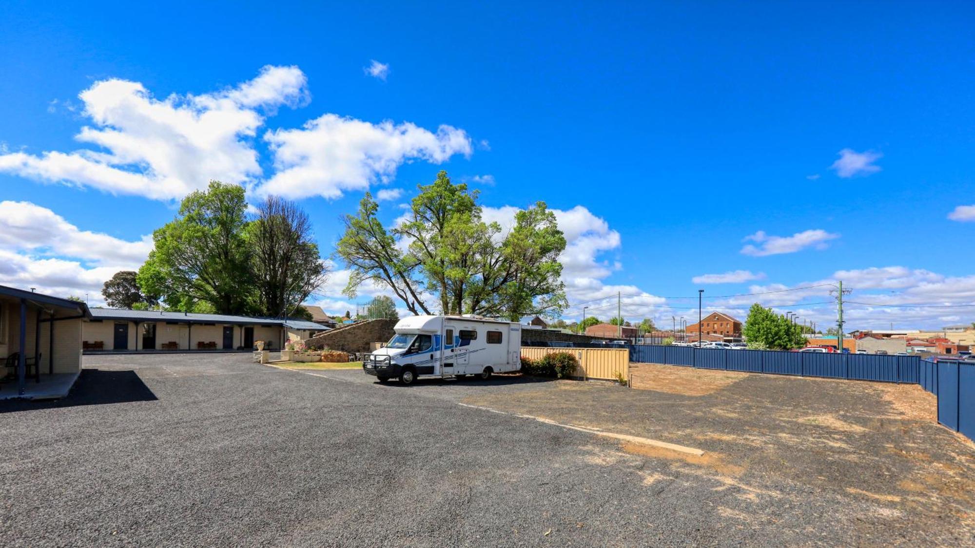 Cbd Gi Motel グレン・インズ エクステリア 写真