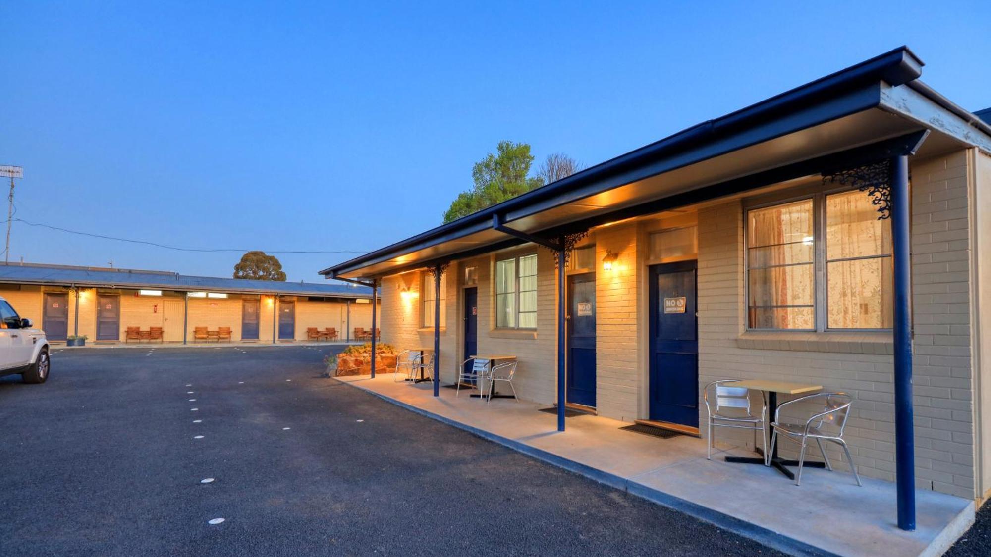 Cbd Gi Motel グレン・インズ エクステリア 写真