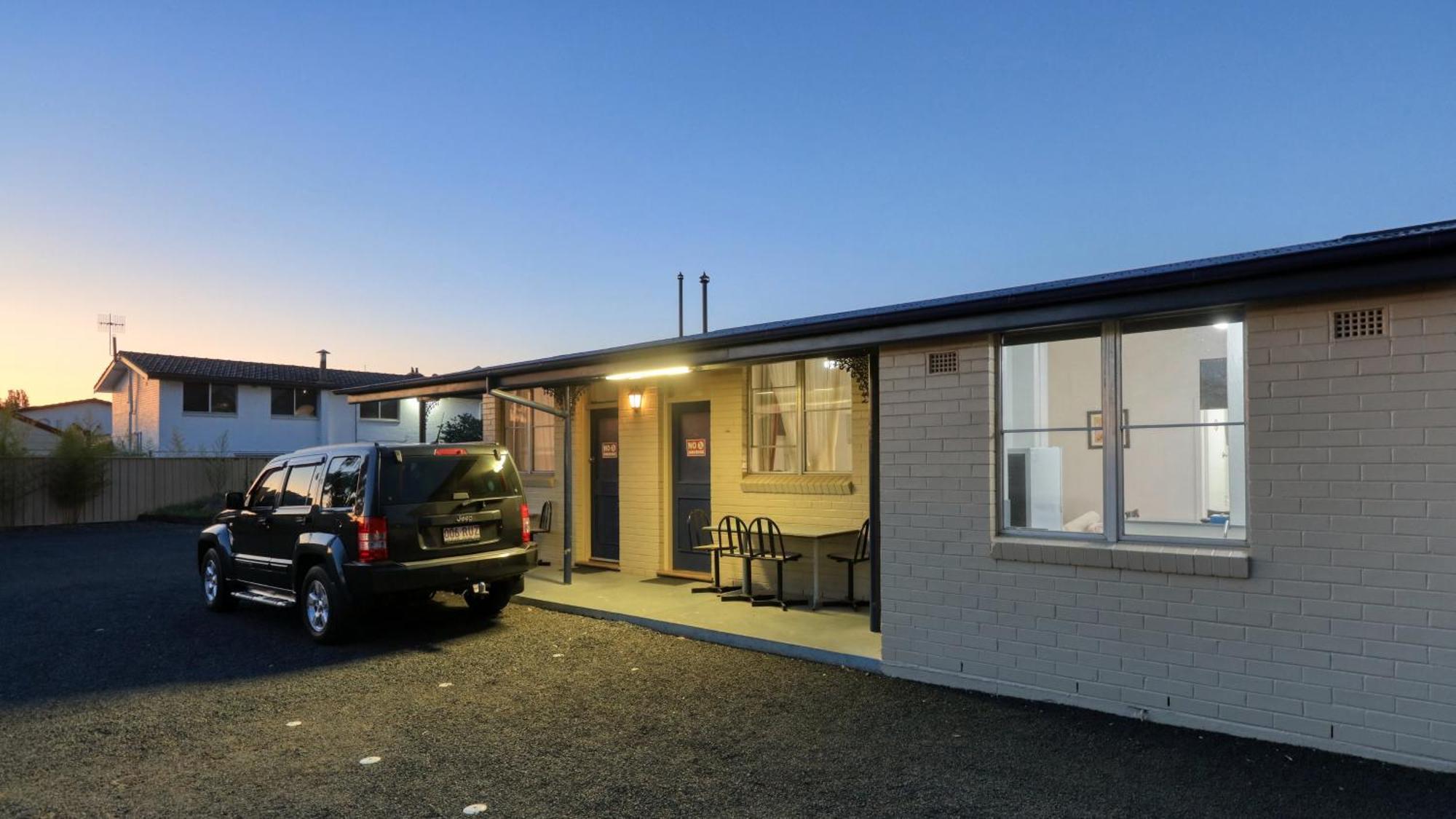 Cbd Gi Motel グレン・インズ エクステリア 写真