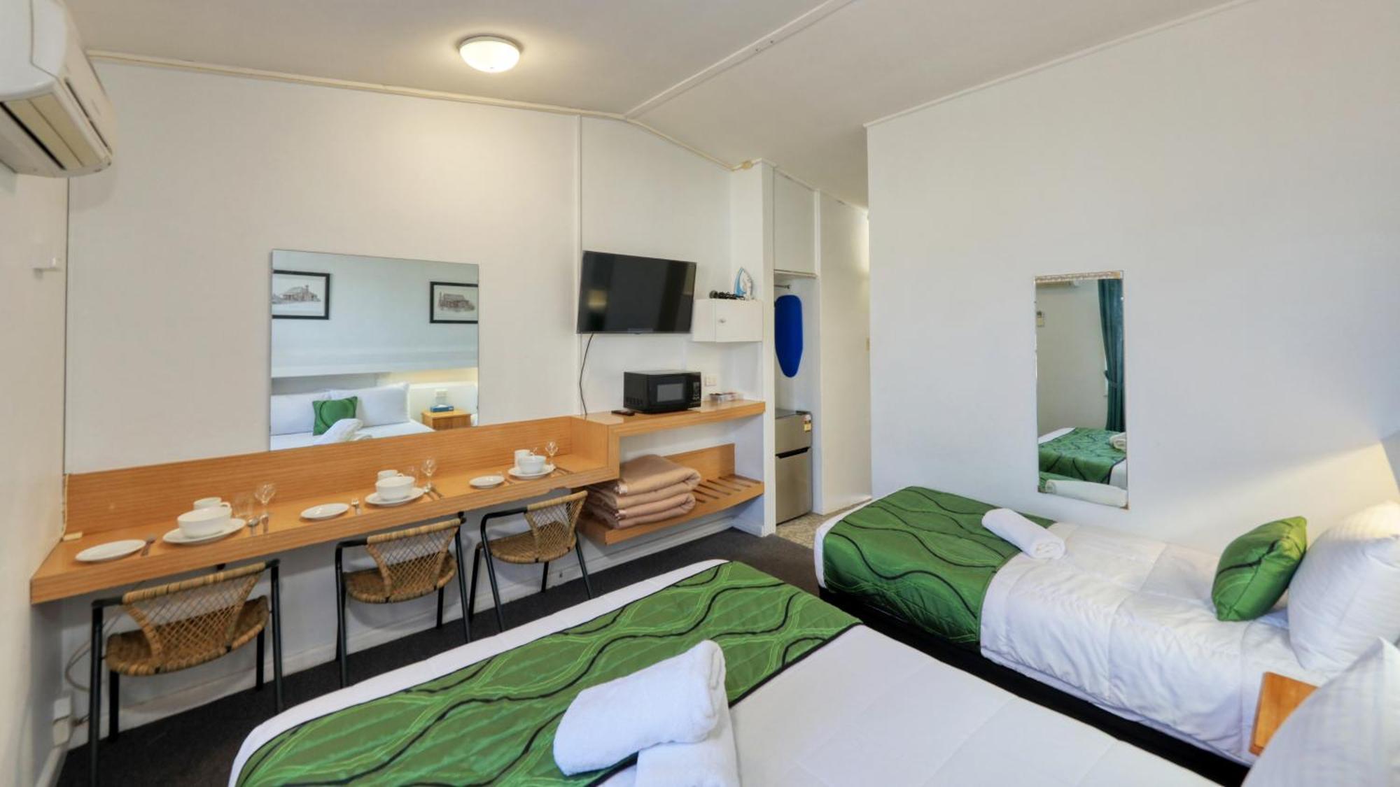 Cbd Gi Motel グレン・インズ エクステリア 写真